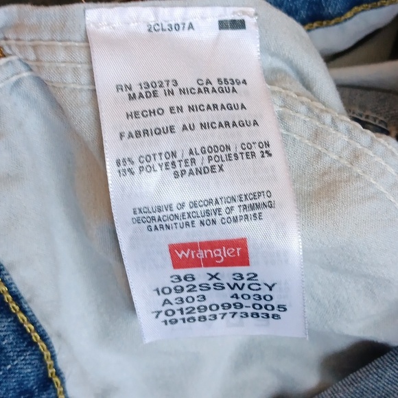 Wrangler Blue Jeans, Slim Straight Men's 36 X 32 Denim - Picture 7 of 9